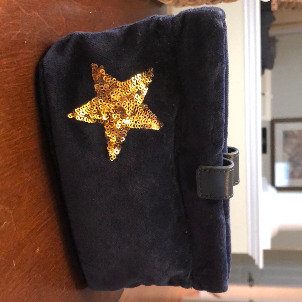 NWOT India Hicks small blue velvet pouch